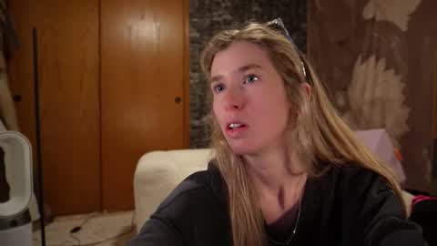 Lucy. online show from December 5, 3:26 am