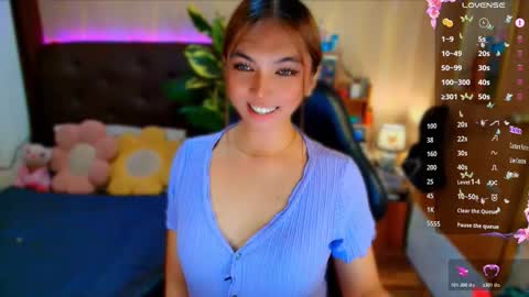 Lucy online show from November 15, 7:27 am