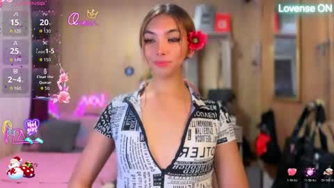 Lucy online show from February 26, 1:15 am