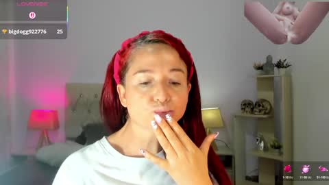 Lucia online show from September 21, 7:15 pm