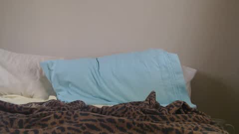 Snapshot of lucy_liberty chatting on December 24, 8:38 pm Lucy Liberty online show from December 24, 8:38 pm