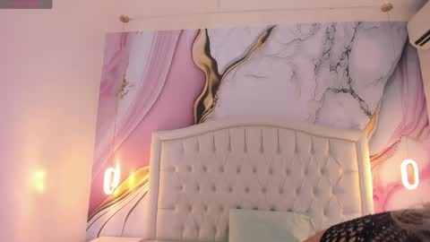 Snapshot of lucy_milf_474 chatting on April 7, 12:05 pm Lucy online show from April 7, 12:05 pm