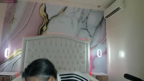 Snapshot of lucy_milf_474 chatting on May 23, 12:09 pm Lucy online show from May 23, 12:09 pm