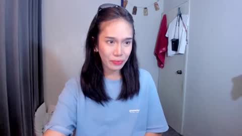 Snapshot of lucy_shane chatting on October 11, 9:24 pm lucy_shane online show from October 11, 9:24 pm