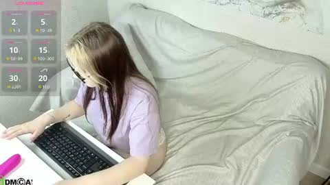 Snapshot of lucy_uiio chatting on June 10, 9:19 am Luna online show from June 10, 9:19 am