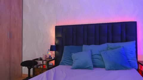 LucyDeLuca online show from May 8, 4:51 am