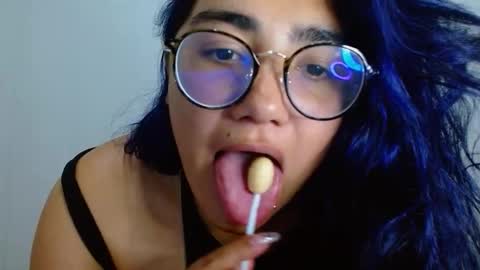 Snapshot of lucyheart_ chatting on January 13, 8:47 pm lucy online show from January 13, 8:47 pm