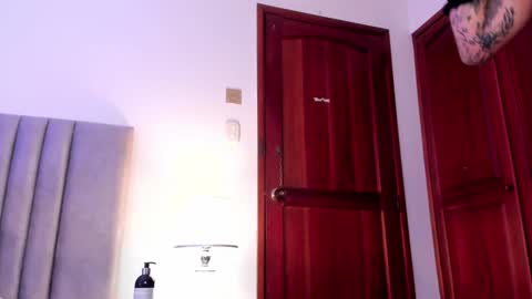 Snapshot of lucyjhonsonn chatting on February 4, 4:15 am LucyJhonsonn online show from February 4, 4:15 am