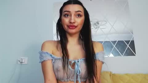 Snapshot of lucykims chatting on February 14, 5:15 am Lucy Kims online show from February 14, 5:15 am