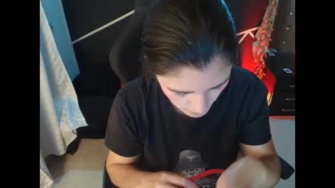 Snapshot of lucyli_ chatting on May 10, 1:38 pm LUCY online show from May 10, 1:38 pm