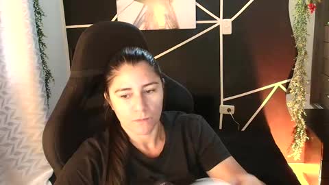 Snapshot of lucyli_ chatting on May 13, 12:24 pm LUCY online show from May 13, 12:24 pm