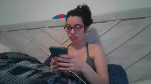 Snapshot of lucylitt25 chatting on March 18, 7:17 pm lucylitt25 online show from March 18, 7:17 pm