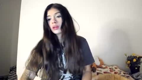 lucyportman online show from May 16, 5:59 am