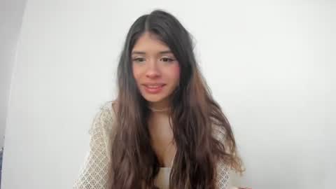 lucyportman online show from May 20, 11:27 am