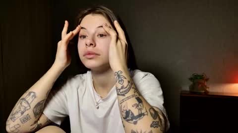 Lucy online show from March 5, 5:36 am