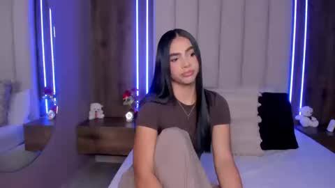 Lucy online show from March 13, 4:02 pm