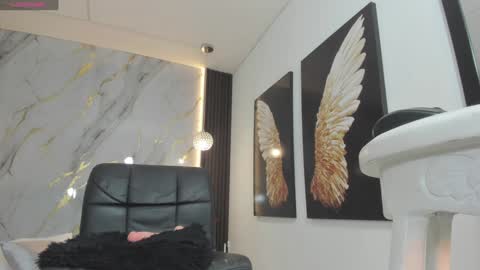 Luciana online show from January 27, 1:16 am