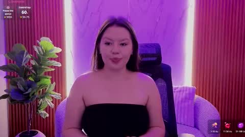 Lucy online show from December 20, 3:46 am