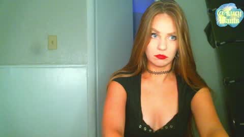 Snapshot of lucywants chatting on July 14, 3:44 am Goddess Lucy lucywants online show from July 14, 3:44 am