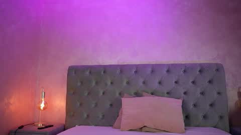 LucyWillow online show from December 22, 5:59 am