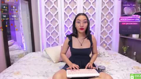 Lucy Liiu online show from December 27, 8:07 pm