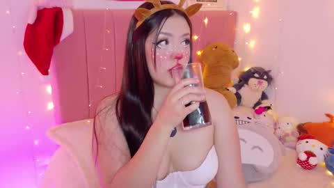 LUCYY FROM HOME  online show from December 21, 2:30 am