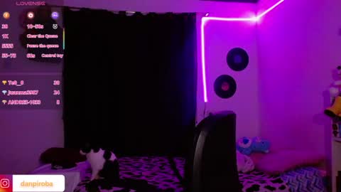 Snapshot of ludo_kitty chatting on July 26, 2:42 am ludovica online show from July 26, 2:42 am
