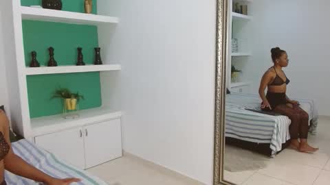 Lu online show from February 7, 10:02 pm