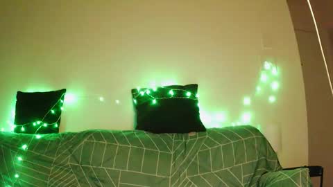 Riskdtb online show from February 4, 1:33 am