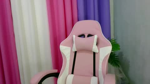 lui_the_fucker online show from October 22, 12:11 am