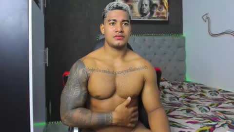 Snapshot of luigi_hot_ chatting on March 21, 8:56 pm Luigi Independent model online show from March 21, 8:56 pm