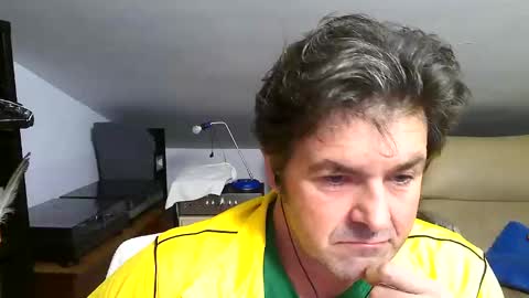 LUIGIJOHN online show from February 6, 8:23 pm