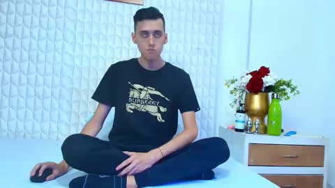 luigimarchetti online show from October 20, 8:53 pm