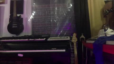 luis603ito online show from June 8, 1:39 am