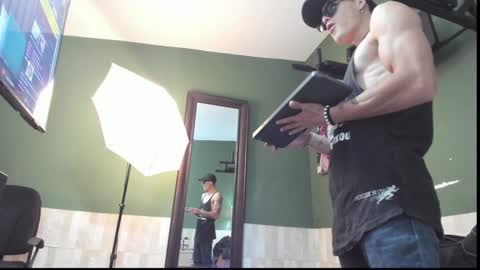 Snapshot of luis_as chatting on January 2, 12:35 pm Luis AS online show from January 2, 12:35 pm
