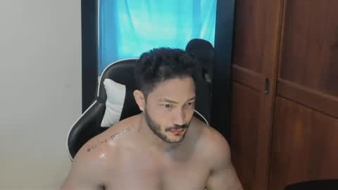 luis_baptista online show from May 17, 7:32 pm