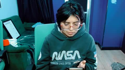 luisa_bunny online show from April 5, 1:25 am