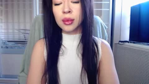 luisa lovedom online show from November 4, 11:09 am