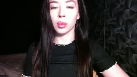 luisa lovedom online show from May 9, 5:07 pm