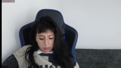 luisa_homes online show from December 15, 9:46 am