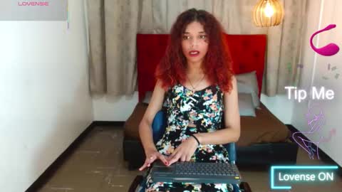 Snapshot of luisa_torres__ chatting on March 16, 5:44 am luisa_torres__ online show from March 16, 5:44 am