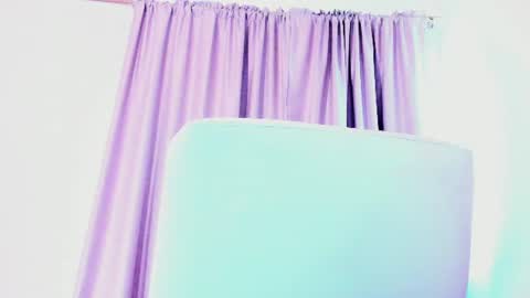 Luisa Diaz online show from August 1, 9:03 pm