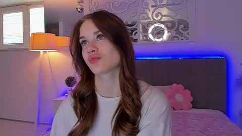 LuisaClover online show from May 5, 12:24 pm