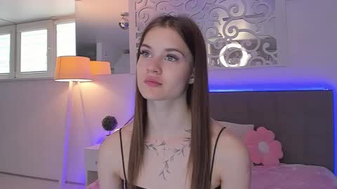 LuisaClover online show from May 15, 12:34 pm