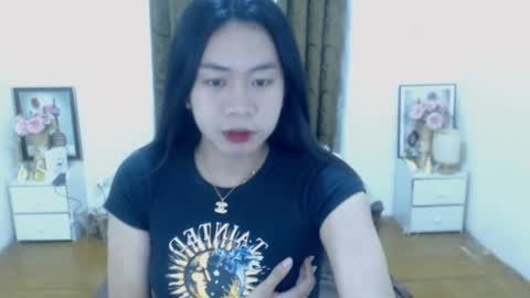 luisaellanor online show from January 29, 9:23 am