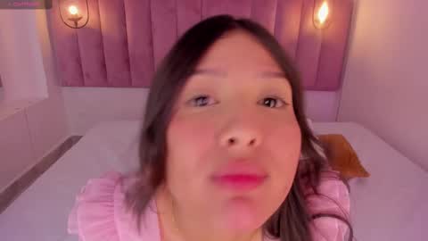 L U I S A online show from February 17, 7:42 pm