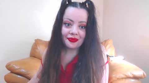 Cassie online show from February 28, 1:45 pm