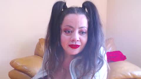 Cassie online show from March 18, 9:23 am