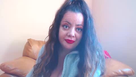 Cassie online show from May 11, 7:47 am