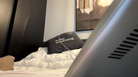 Luisa Monsters online show from October 25, 2:13 pm